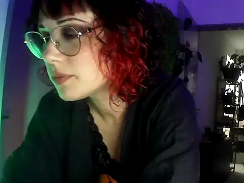 Snapshot of Acid_Girl_Ofc chatting on 21, 10, 2025 Acid Girl Ofc online show from 21, 10, 2025