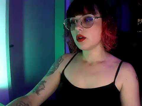 Snapshot of Acid_Girl_Ofc chatting on 5, 11, 2025 Acid Girl Ofc online show from 5, 11, 2025