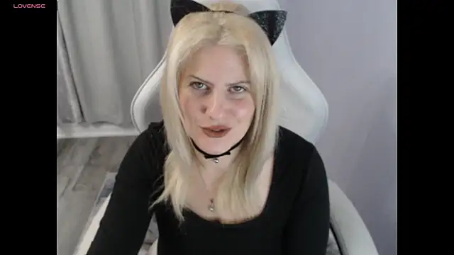 BellaStar84 online show from 31, 10, 2025