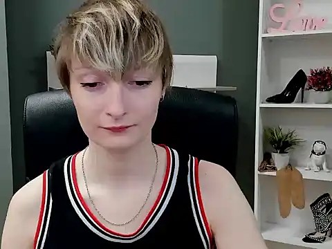 Snapshot of hottieBlair chatting on 23, 9, 2025 hottieBlair online show from 23, 9, 2025