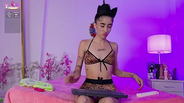 alana 111 online show from 20, 12, 2025