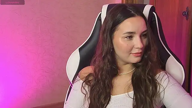 Snapshot of CherryTouss chatting on 8, 1, 2026 CherryTouss online show from 8, 1, 2026