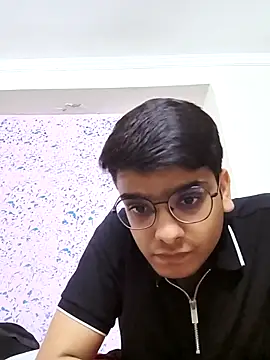 Snapshot of sutfvkii chatting on 19, 9, 2025 sutfvkii online show from 19, 9, 2025