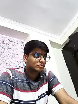 Snapshot of sutfvkii chatting on 20, 9, 2025 sutfvkii online show from 20, 9, 2025