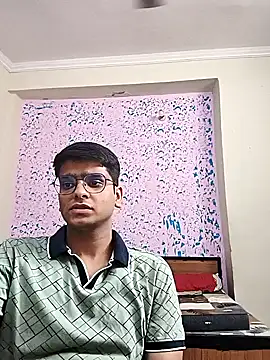 Snapshot of sutfvkii chatting on 21, 9, 2025 sutfvkii online show from 21, 9, 2025