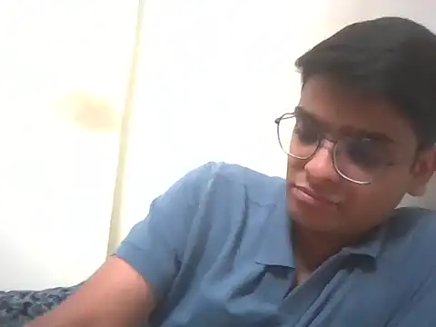 Snapshot of sutfvkii chatting on 28, 9, 2025 sutfvkii online show from 28, 9, 2025