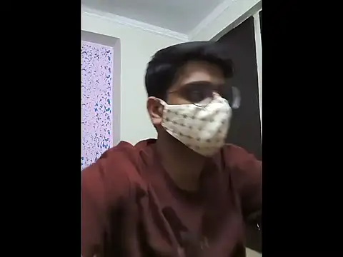 Snapshot of sutfvkii chatting on 25, 10, 2025 sutfvkii online show from 25, 10, 2025