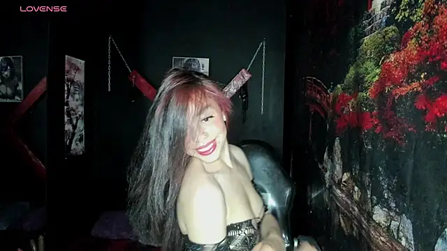 Tracy KS online show from 7, 11, 2025