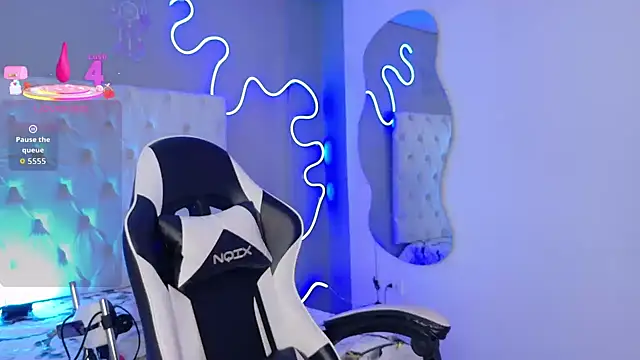 natasha  black online show from 7, 11, 2025