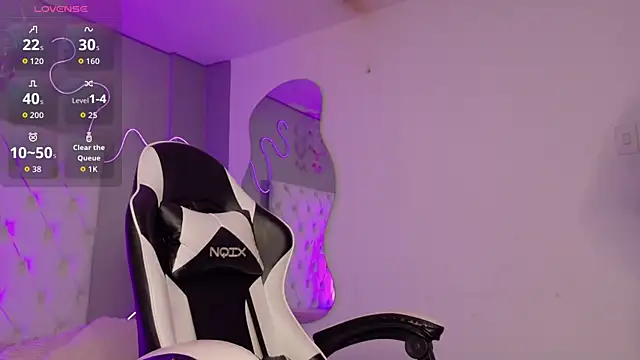 natasha  black online show from 12, 11, 2025