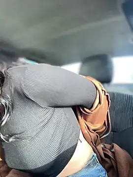 Snapshot of MeganFoxiy chatting on 14, 3, 2026 MeganFoxiy online show from 14, 3, 2026