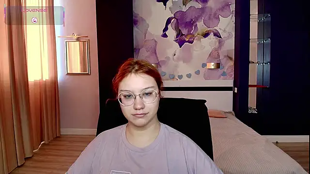 AngelinaLow online show from 19, 12, 2025