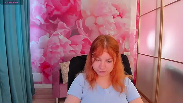 AngelinaLow online show from 14, 6, 2026