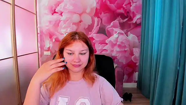 AngelinaLow online show from 19, 6, 2026