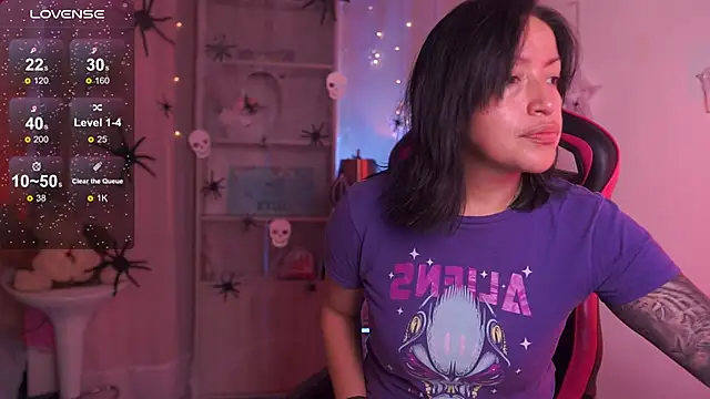 Snapshot of Madison_Mayer chatting on 7, 10, 2025 Madison Mayer online show from 7, 10, 2025