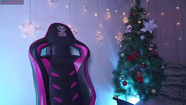 Snapshot of Madison_Mayer chatting on 24, 11, 2025 Madison Mayer online show from 24, 11, 2025