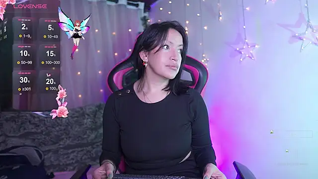 Snapshot of Madison_Mayer chatting on 1, 12, 2025 Madison Mayer online show from 1, 12, 2025