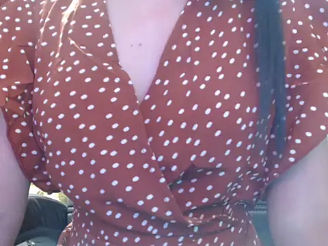 Snapshot of TheMostBeautifullGirl- chatting on 18, 10, 2025 TheMostBeautifullGirl- online show from 18, 10, 2025