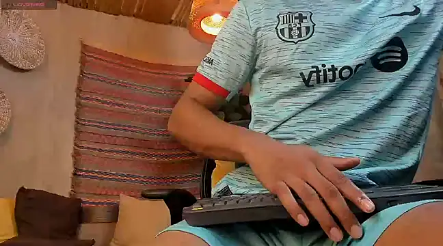 Snapshot of LiamByrne chatting on 21, 3, 2025 LiamByrne online show from 21, 3, 2025