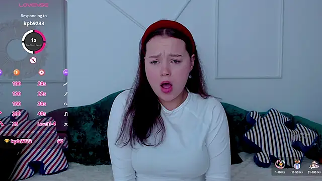 Cute kitty- online show from 28, 9, 2025