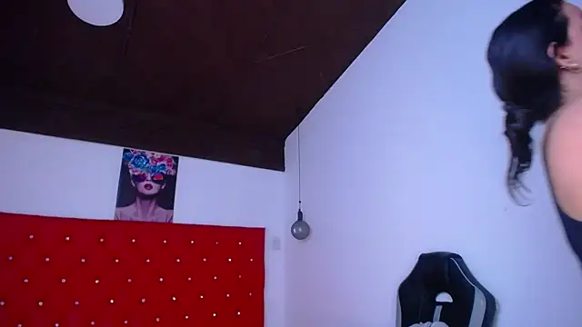 kriss sweetboobs10 online show from 13, 5, 2026
