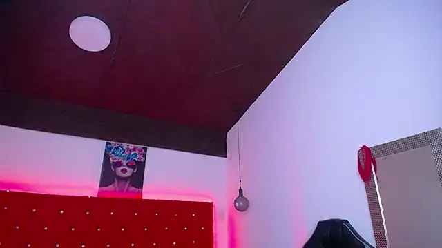 kriss sweetboobs10 online show from 27, 5, 2026