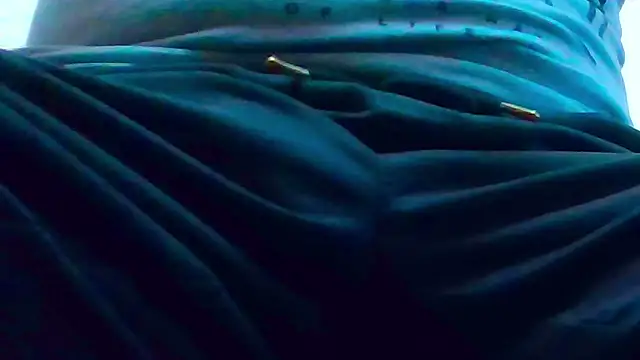 Snapshot of __X__ chatting on 25, 9, 2025 X online show from 25, 9, 2025