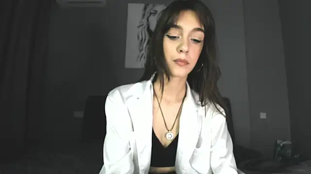 Snapshot of Elli_Lourence chatting on 13, 3, 2025 Elli Lourence online show from 13, 3, 2025