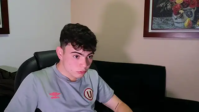 Snapshot of lukeboyce33 chatting on 17, 9, 2025 lukeboyce33 online show from 17, 9, 2025