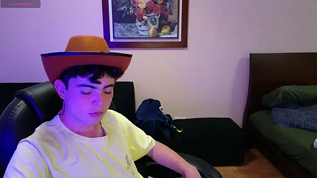 Snapshot of lukeboyce33 chatting on 10, 2, 2026 lukeboyce33 online show from 10, 2, 2026