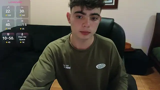 Snapshot of lukeboyce33 chatting on 1, 3, 2026 lukeboyce33 online show from 1, 3, 2026