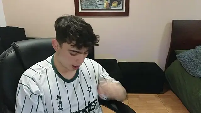 Snapshot of lukeboyce33 chatting on 14, 3, 2026 lukeboyce33 online show from 14, 3, 2026