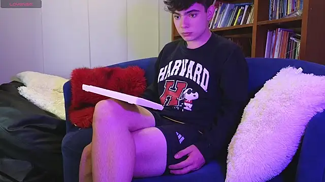 Snapshot of lukeboyce33 chatting on 26, 3, 2026 lukeboyce33 online show from 26, 3, 2026