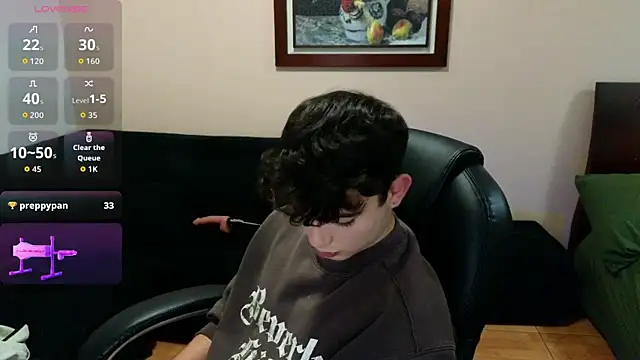 Snapshot of lukeboyce33 chatting on 9, 4, 2026 lukeboyce33 online show from 9, 4, 2026