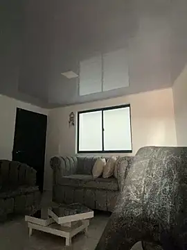 Snapshot of SammyDesire_10 chatting on 13, 11, 2025 SammyDesire 10 online show from 13, 11, 2025