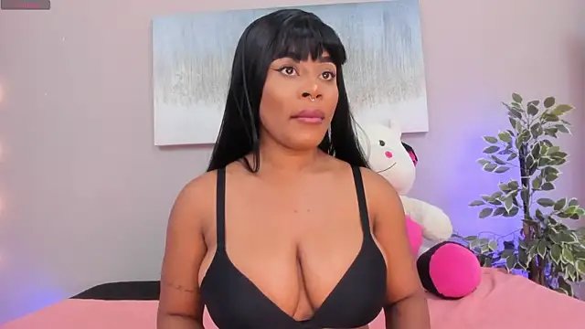 Snapshot of SammyDesire_10 chatting on 19, 11, 2025 SammyDesire 10 online show from 19, 11, 2025