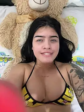 Snapshot of Candy_Roose chatting on 21, 3, 2025 Candy Roose online show from 21, 3, 2025