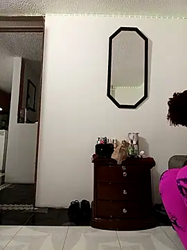 LEIDY LORENA online show from 12, 11, 2025