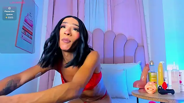 Snapshot of NicoleMadrird chatting on 2, 2, 2026 NicoleMadrird online show from 2, 2, 2026