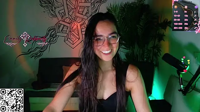 Emmi Roberts online show from 12, 5, 2026