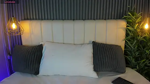 LauraCarther online show from 29, 4, 2026