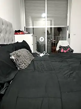 Alyssa 76 online show from 18, 12, 2025