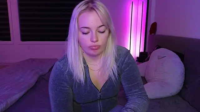 margot robbie7 online show from 16, 10, 2025