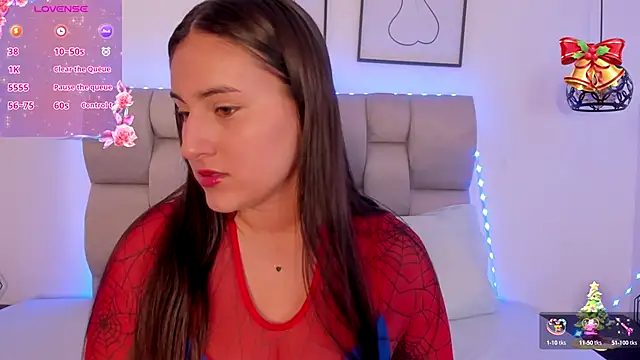 Snapshot of Hanna_Evans__ chatting on 18, 12, 2025 Hanna Evans online show from 18, 12, 2025