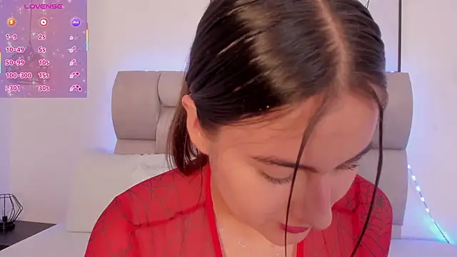 Snapshot of Hanna_Evans__ chatting on 12, 1, 2026 Hanna Evans online show from 12, 1, 2026