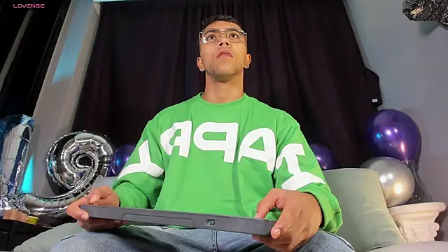 Colstorw  online show from 15, 11, 2025