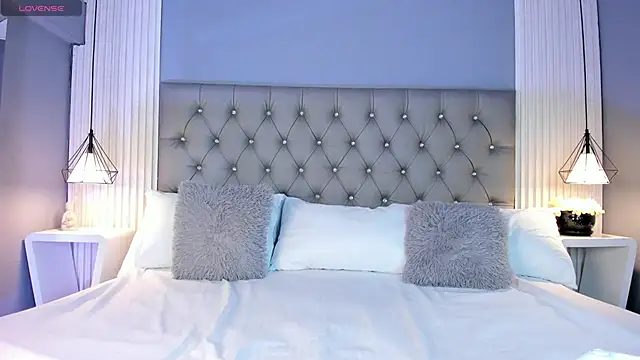 MartinaGracex online show from 15, 10, 2025