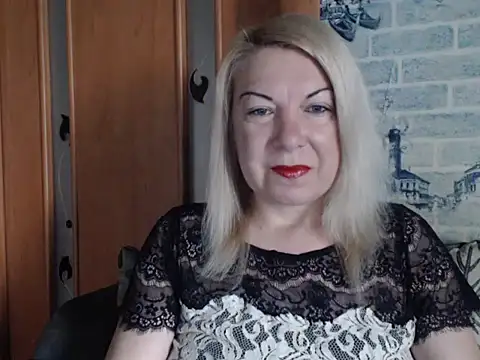Lillia Ray online show from 3, 6, 2026