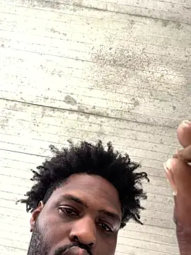 Snapshot of bbcuncut10 chatting on 3, 3, 2026 bbcuncut10 online show from 3, 3, 2026