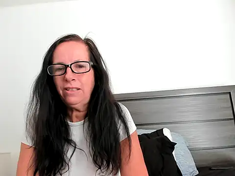 Snapshot of peachgoddess chatting on 20, 10, 2025 peachgoddess online show from 20, 10, 2025